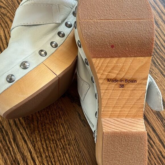 Free People Shoes Culver City Clog  Size 38 color: cloud (off white blue hue) - Picture 5 of 6